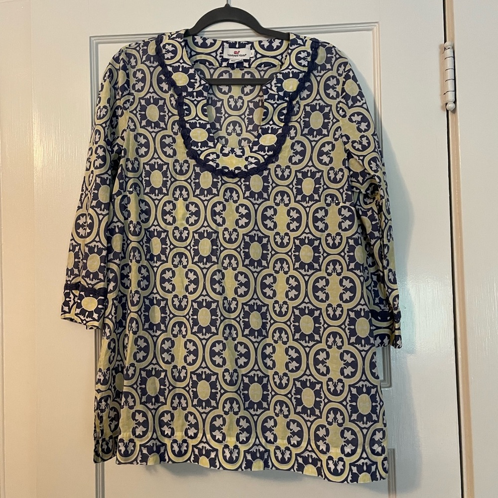 Vineyard Vines tunic top